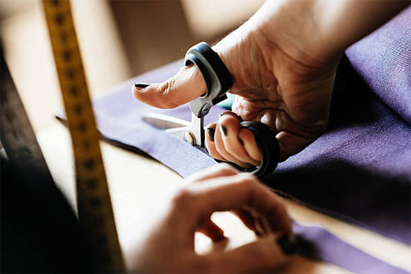 pasos para coser un cuello a máquina