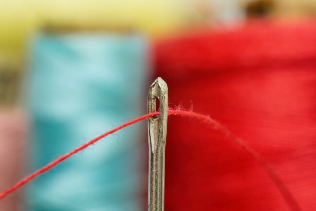 coser a mano